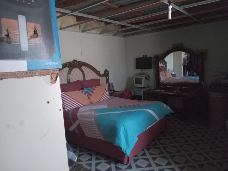 2 Bedroom Property for Sale in Caleb Motsoabi Free State